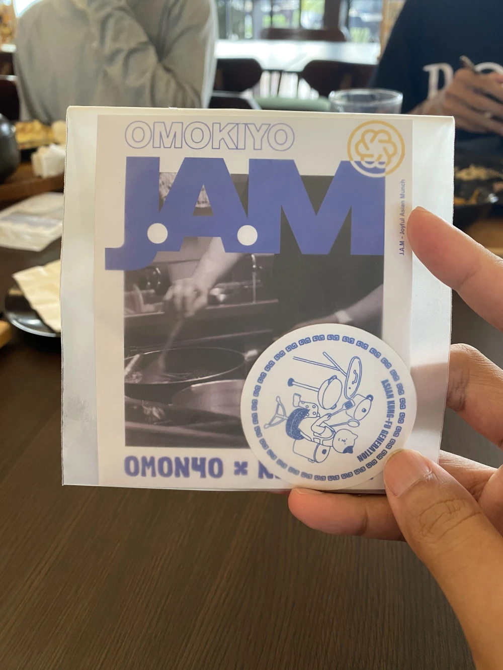 Omokiyo x AKG
