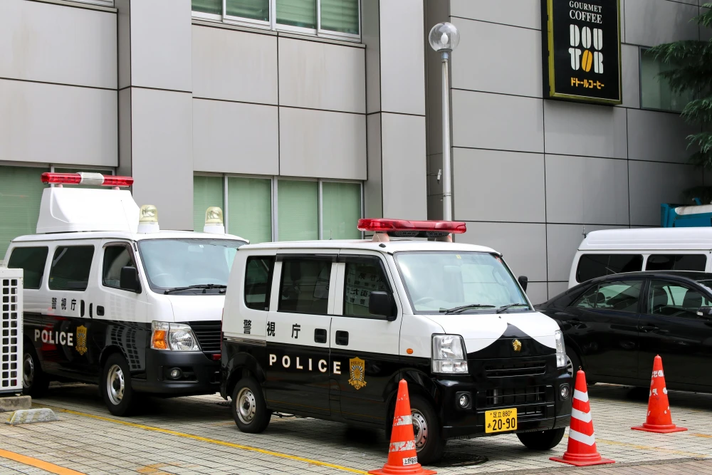 Polisi Gerebek Concafe Ilegal di Osaka Jepang