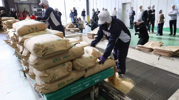 Program Bansos Jepang untuk Atasi Kenaikan Harga Beras
