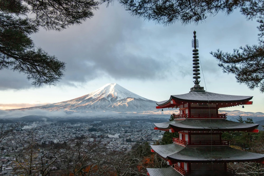 Warga Amerika Terjebak Saat Mendaki Gunung Fuji di Jepang