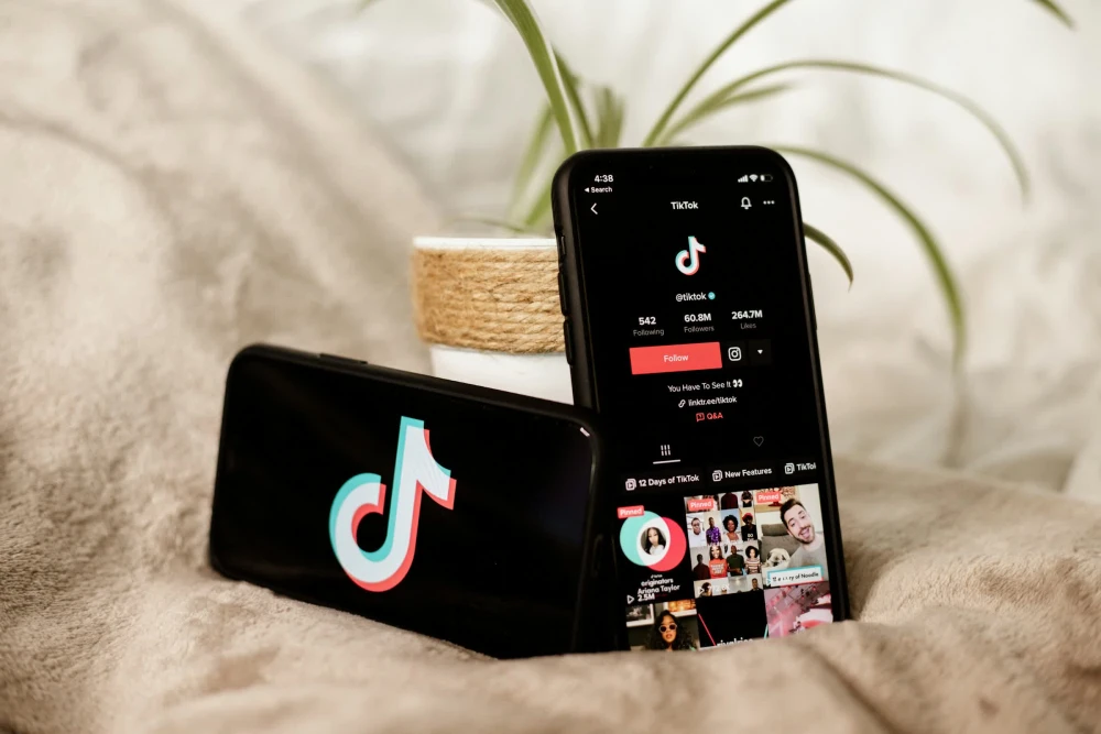 Moderator TikTok Digantikan AI, Ratusan Pekerja Terdampak