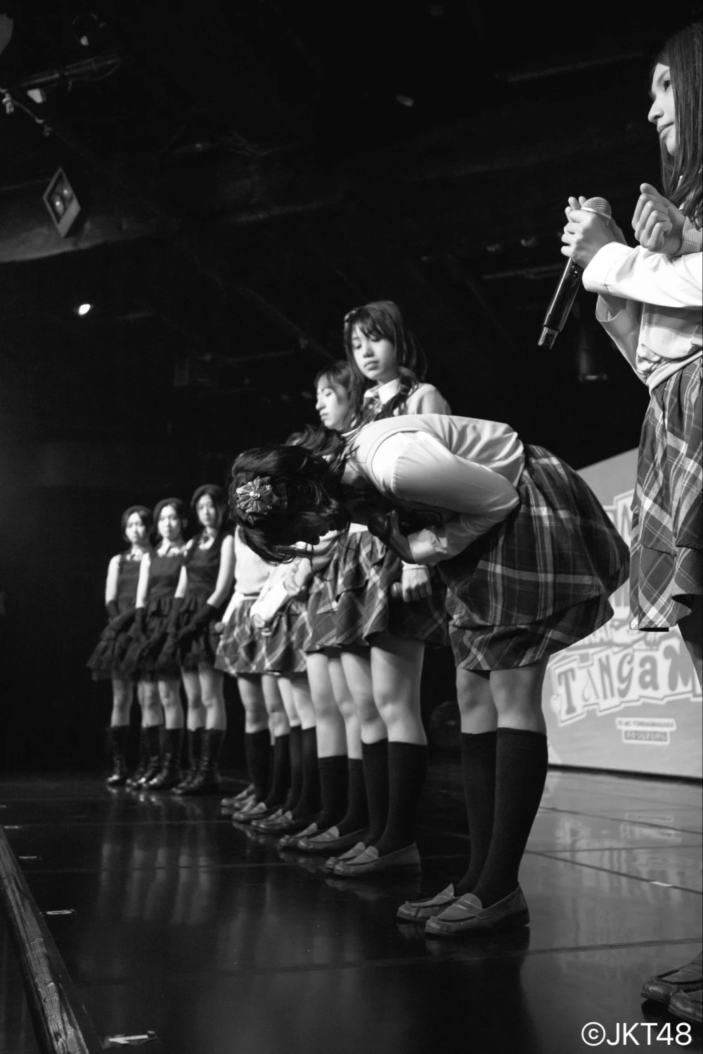 Amanda Sukma Umumkan Kelulusan dari JKT48 karena Cedera Lutut