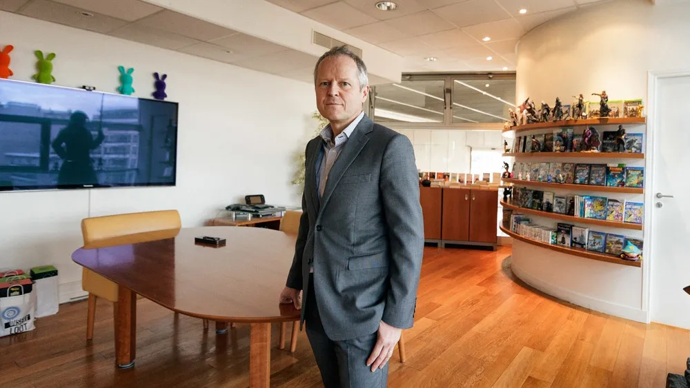 CEO Ubisoft Tinggalkan Game Fisik